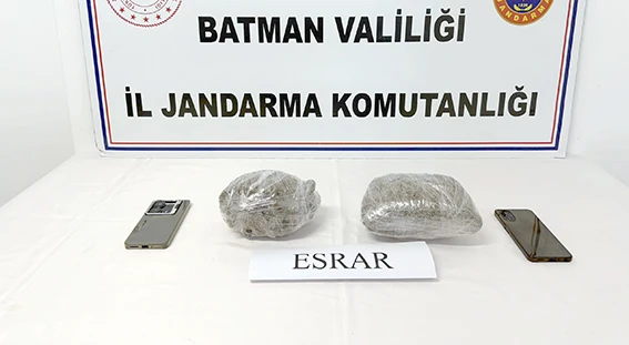 1.003 GRAM ESRAR ELE GE&Ccedil;İRİLDİ