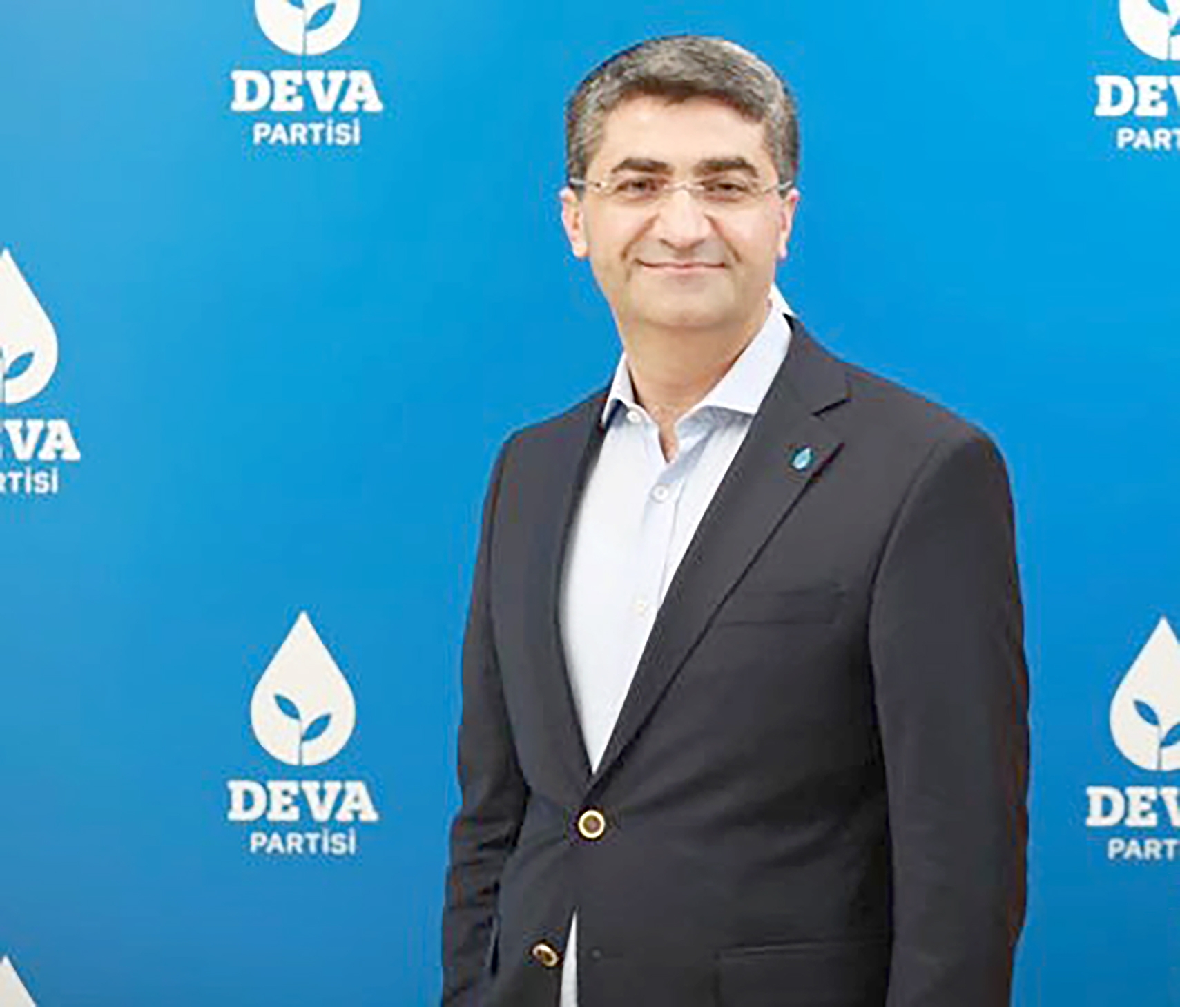 EKMEN “CUMHURBAŞKANI ESAD İLE GÖRÜŞEBİLİYORKEN MUHALEFET İLE NEDEN GÖRÜŞEMİYOR”