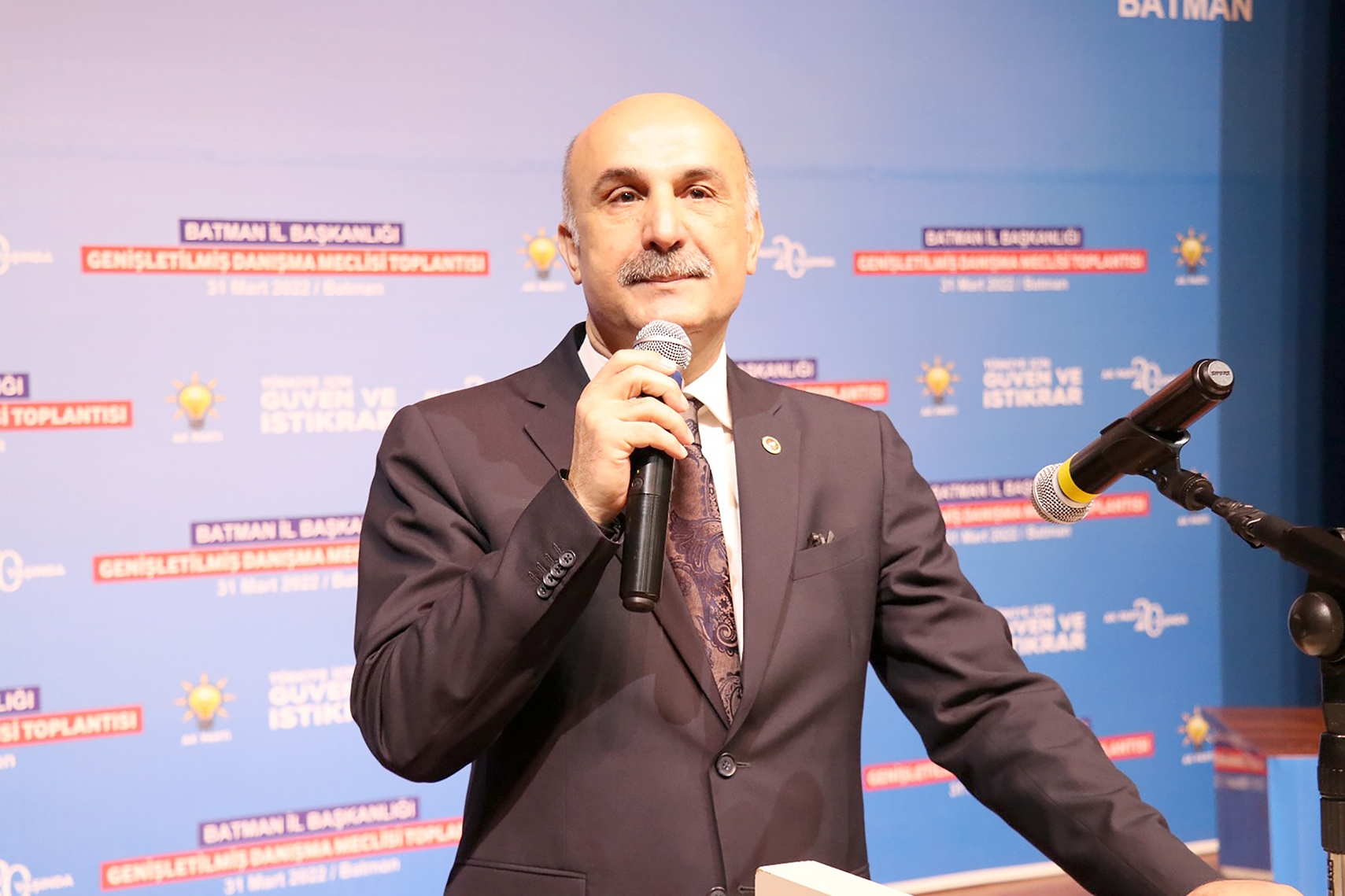 &Ouml;ZDEMİR&rsquo;DEN DOĞALGAZ YARDIMI A&Ccedil;IKLAMASI