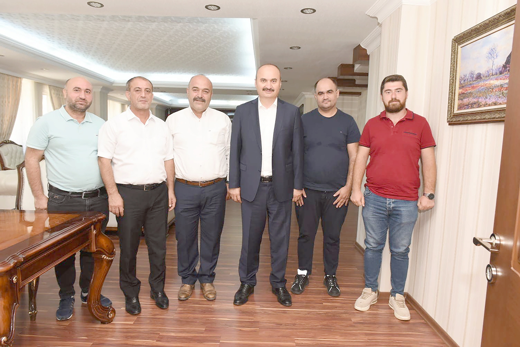 GERİ D&Ouml;N&Uuml;Ş&Uuml;MC&Uuml;LER, VALİ CANALP İLE G&Ouml;R&Uuml;ŞT&Uuml;