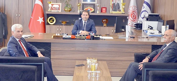 BAŞKAN KAPLAN&rsquo;DAN M&Uuml;D&Uuml;R G&Uuml;M&Uuml;Ş&rsquo;E ZİYARET