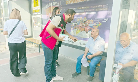 BATMAN MODELİ SAHADA VATANDAŞLA BULUŞUYOR