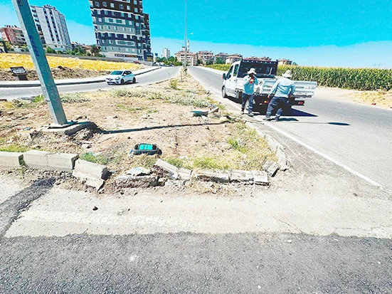 CADDE VE SOKAKLAR YENİLENİYOR