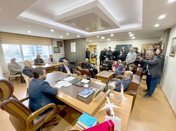 DİŞİKIRIK, ADAY ADAYLIĞI İÇİN BAŞVURDU