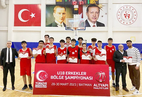 EĞİTİMSPOR BASKETBOLDA U18&rsquo;DE B&Ouml;LGE ŞAMPİYONU