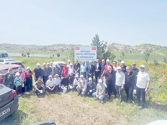 FİDANLAR GELECEK İ&Ccedil;İN TOPRAKLA BULUŞTU