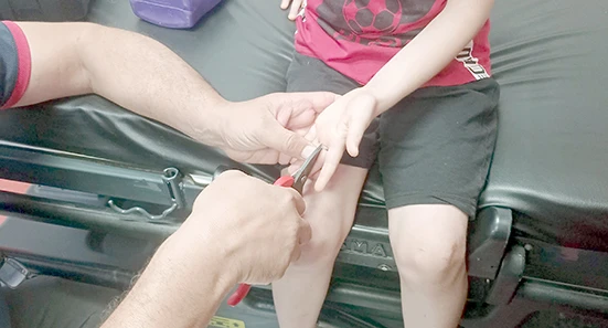 K&Uuml;&Ccedil;&Uuml;K PARMAKTAKİ B&Uuml;Y&Uuml;K ENDİŞE SONA ERDİ