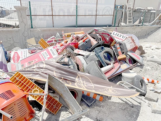 İŞGALE NEDEN OLAN MATERYALLER TOPLATILDI