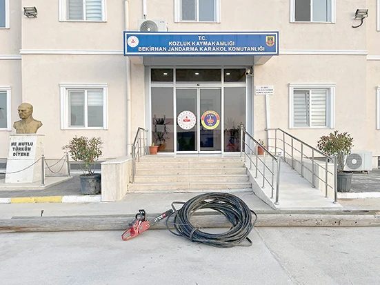HABERLEŞME HATLARINA SUÇÜSTÜ OPERASYON: 3 ŞÜPHELİ YAKALANDI
