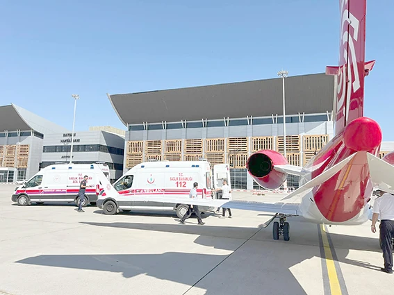 BATMAN HAVALİMANI, SAĞLIK U&Ccedil;UŞLARINDA B&Ouml;LGENİN KRİTİK &Uuml;SS&Uuml; OLMAYI S&Uuml;RD&Uuml;R&Uuml;YOR