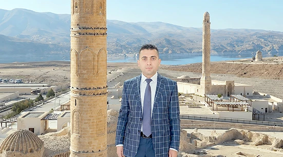 &ldquo;ŞEHİRLER OTELLERLE DEĞİL, HİK&Acirc;YELERİYLE HATIRLANIR&rdquo;