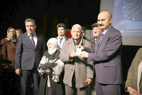 DEMANS VE ALZHEİMER HASTALARINA AKILLI TAKİP DESTEĞİ