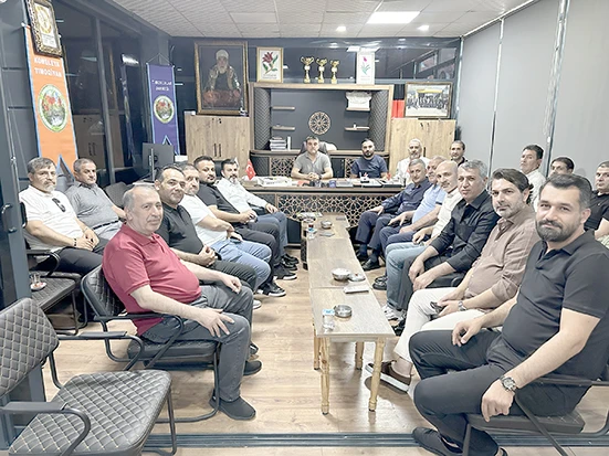 BAŞKAN ADAYI KURT &ldquo;BATSO, ŞEHRE Y&Ouml;N VEREN BİR KURUM OLMALI&rdquo;