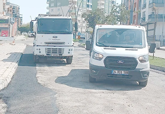 YOL, ASFALT VE PARKEDE EŞ ZAMANLI &Ccedil;ALIŞMA