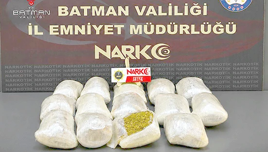 NARKOTİK OPERASYONUNDA 2 Ş&Uuml;PHELİ TUTUKLANDI