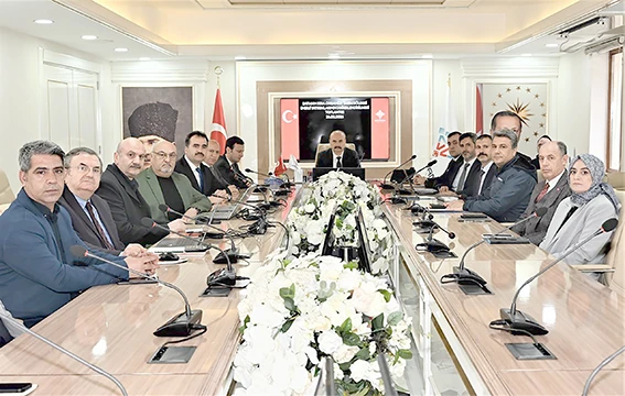 ENERJİ MODELLERİ MASAYA YATIRILDI