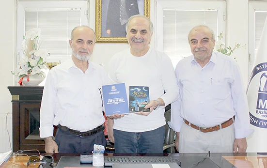 BATMANLI YAZAR ABD&Uuml;LHAKİM İ&Ccedil;ER&rsquo;İN &lsquo;SEVDALI YOLCUYA&rsquo; KİTABI RAFLARDA