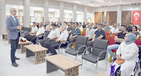 YÖNETİCİ YETİŞTİRME PROGRAMI SEMİNERİ GERÇEKLEŞTİRİLDİ
