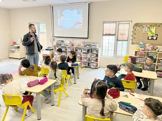 K&Uuml;&Ccedil;&Uuml;K ADIMLARA B&Uuml;Y&Uuml;K SAĞLIK DOKUNUŞU