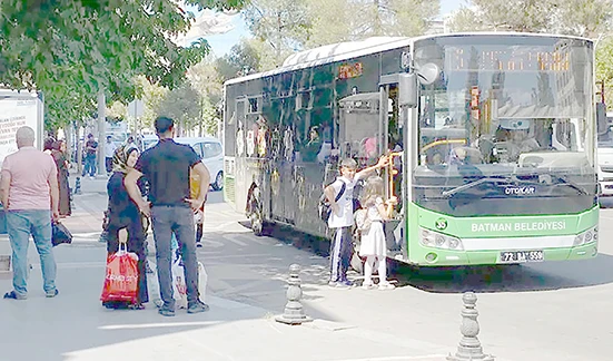 BELEDİYE OTOB&Uuml;SLERİNİ 10 MİLYONDAN FAZLA YOLCU KULLANDI