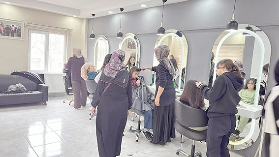 BİLMEK MERKEZLERİNDE BAYRAM HAZIRLIKLARI BAŞLADI