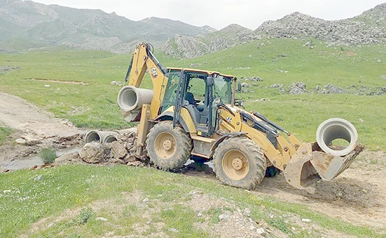 K&Ouml;YLERDE ULAŞIM &Ccedil;ALIŞMALARI ARALIKSIZ S&Uuml;R&Uuml;YOR
