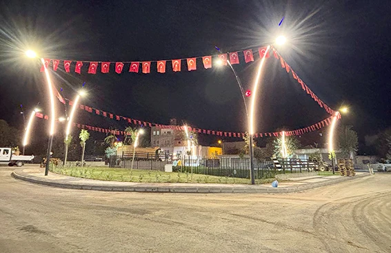 AYDINLIK SOKAKLAR İLE MODERN YAŞAM ALANLARI