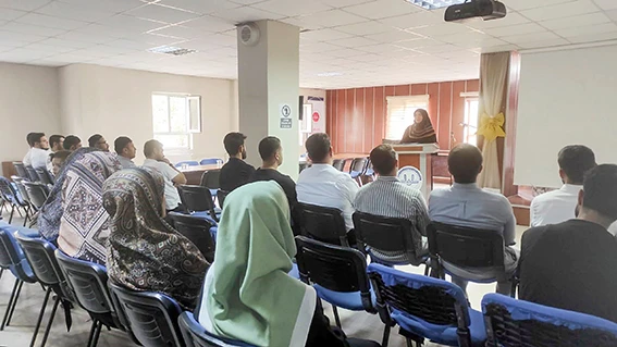 KURS ÖĞRETİCİLERİYLE İSTİŞARE TOPLANTISI