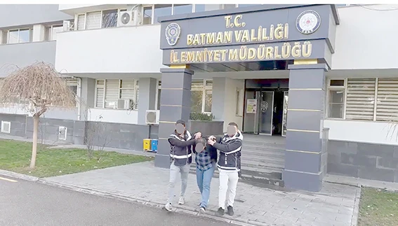 KA&Ccedil;MAYA &Ccedil;ALIŞAN ŞAHIS TUTUKLANDI