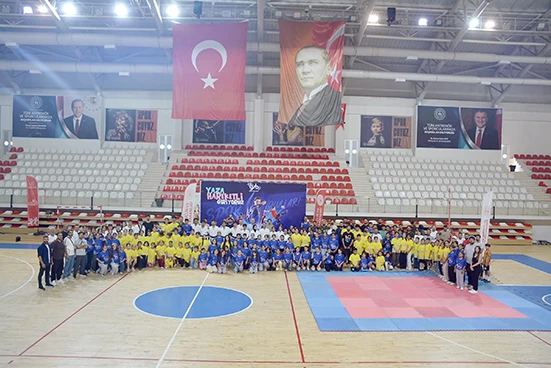 YAZ SPOR KURSLARI COŞKUYLA BAŞLADI