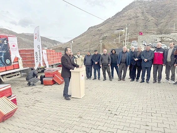 KOZLUK VE SASON&rsquo;DA ARICILARA KOVAN DESTEĞİ