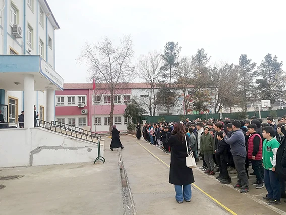 ÖĞRENCİLERDEN ANLAMLI PROGRAM