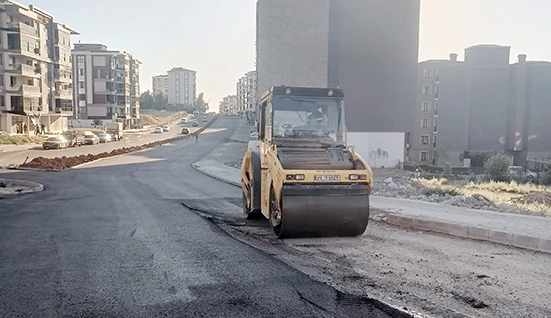 FEN İŞLERİ EKİPLERİ SAHADAKİ &Ccedil;ALIŞMALARINI ARALIKSIZ S&Uuml;RD&Uuml;R&Uuml;YOR