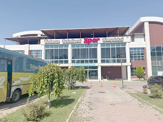 YÜZME BİLMEYEN KALMASIN PROJESİ'NDE SEZON FİNALİ