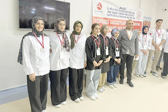 &Ouml;ĞRENCİLERDEN Y&Ouml;RESEL LEZZETLER YARIŞMASINDA B&Uuml;Y&Uuml;K BAŞARI