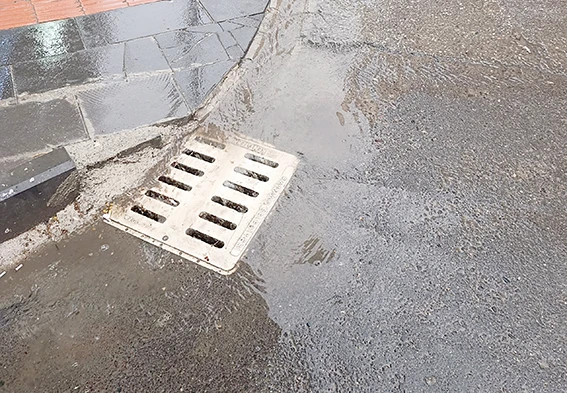 YAĞIŞA KARŞI YOĞUN M&Uuml;DAHALE