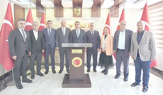 BAKAN TEKİN, EĞİTİM YATIRIMLARINI DEĞERLENDİRDİ