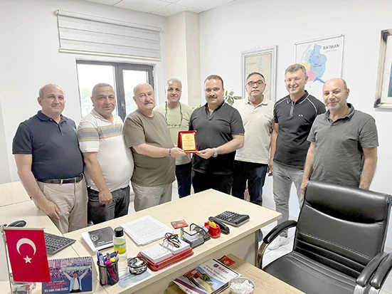35 YILLIK İTFAİYECİLİK MESLEĞİNİ EMEKLİLİKLE TA&Ccedil;LANDIRDI