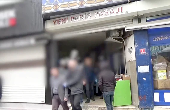 EV VE PASAJLARA BASKIN YAPILDI