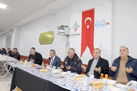 M&Uuml;D&Uuml;R KARA, İFTARINI SAĞLIK&rsquo;TA A&Ccedil;TI