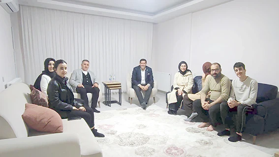 X DAVETİNE ANINDA YANIT ALAN AKIN AİLESİ ŞAŞKINA D&Ouml;ND&Uuml;