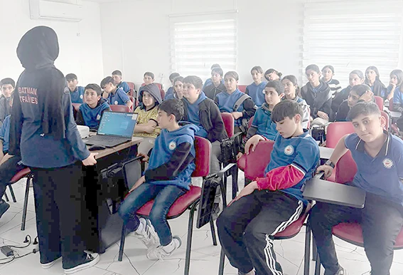 &Ouml;ĞRENCİLERE YANGINDAN KORUNMA EĞİTİMİ