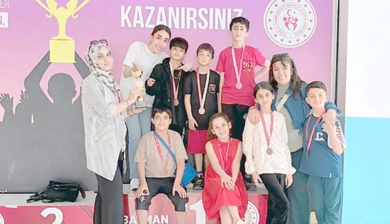 ÖZEL ÖĞRENCİLER İLE ŞAMPİYONLAR PARKEDE BULUŞTU