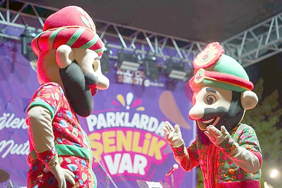 PARKLARDA ŞENLİK VAR TOKİ MİLLET BAH&Ccedil;ESİ'NDE COŞKUYLA GER&Ccedil;EKLEŞTİ