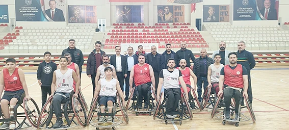 PETROLSPOR&rsquo;DAN BASKETBOLCULARA MORAL ZİYARETİ