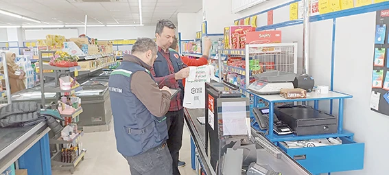 PLASTİK POŞET DENETİMLERİ S&Uuml;R&Uuml;YOR