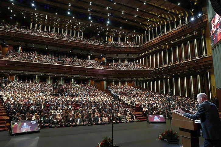 REKTÖR DEMİR, AÇILIŞ TÖRENİ’NE KATILDI