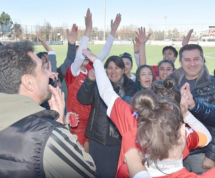 ŞAMPİYONLUĞA ADIM ADIM