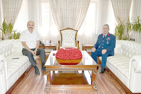 TUĞGENERAL ERİŞİR&rsquo;DEN VALİ CANALP&rsquo;E ZİYARET