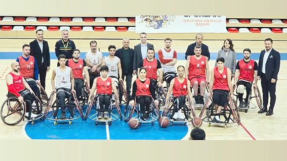 T&Uuml;PRAŞ&rsquo;TAN ENGELLİLER&rsquo;E MORAL ZİYARETİ